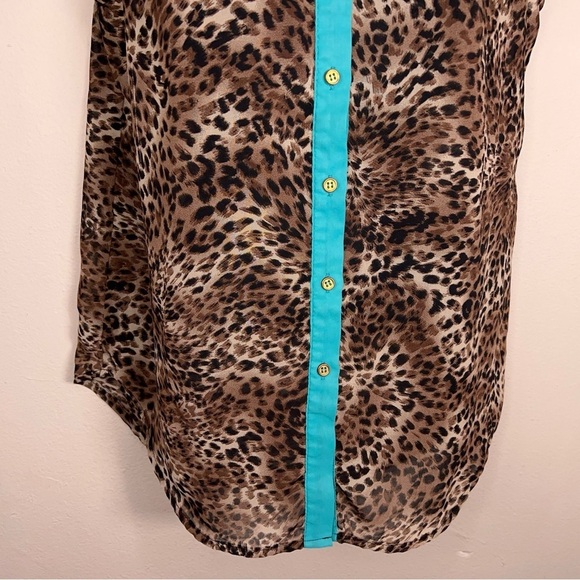 Medium Leopard Print Teal Blouse Sleeveless Button Front Lightweight Semi Sheer - Picture 10 of 11
